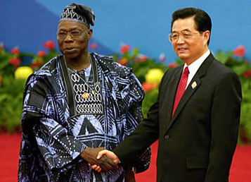 Nigerian President Olusegun Obasanjo with Chinese President Hu Jintao at the opening