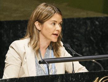 Ms. Catarina de Albuquerque, the UN Special Rapporteur on the human right to safe drinking water and sanitation.